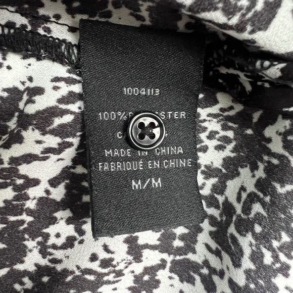 Kenneth Cole Select - Black & White V-Neck Blouse - Picture 8 of 9